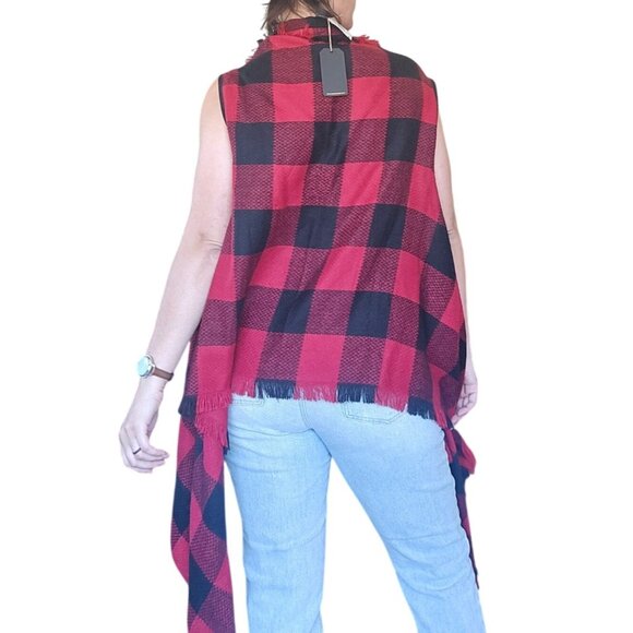 NWT Shyanne Fringe Check Draped Vest Handkerchief Hem Women's One Size Black Red - Picture 3 of 6